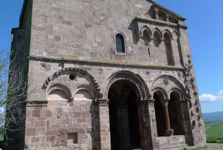 esterno Basilica Sant’Antioco di Bisarcio a orzieri