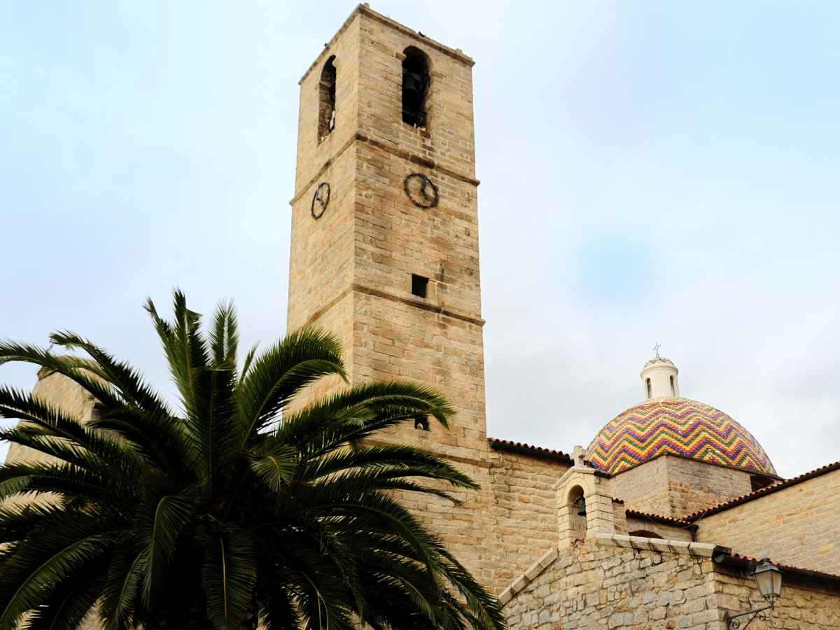 l'esterno della chiesa di San Paolo Santuario Eracle