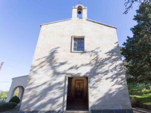 facciata della chiesa della madonna della solitudine a nuoro