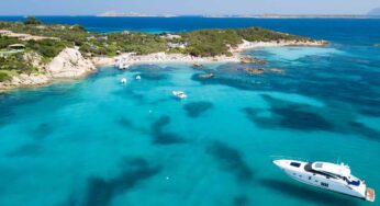 Sogni la Costa Smeralda? Allora non perdere questo borgo vicino: la sua bellezza ti sconvolgerà